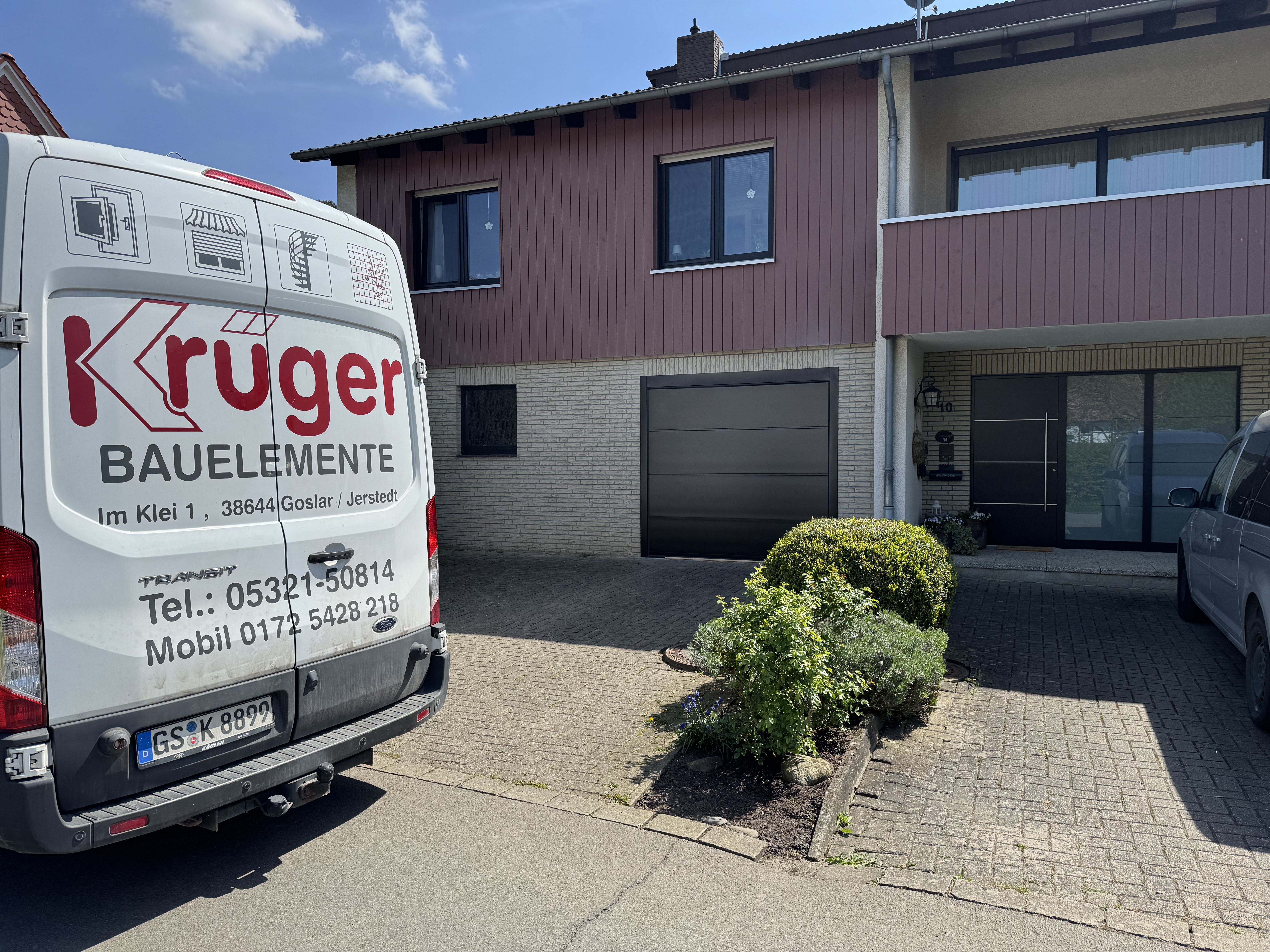 Krüger Bauelemente Firmenfahrzeug